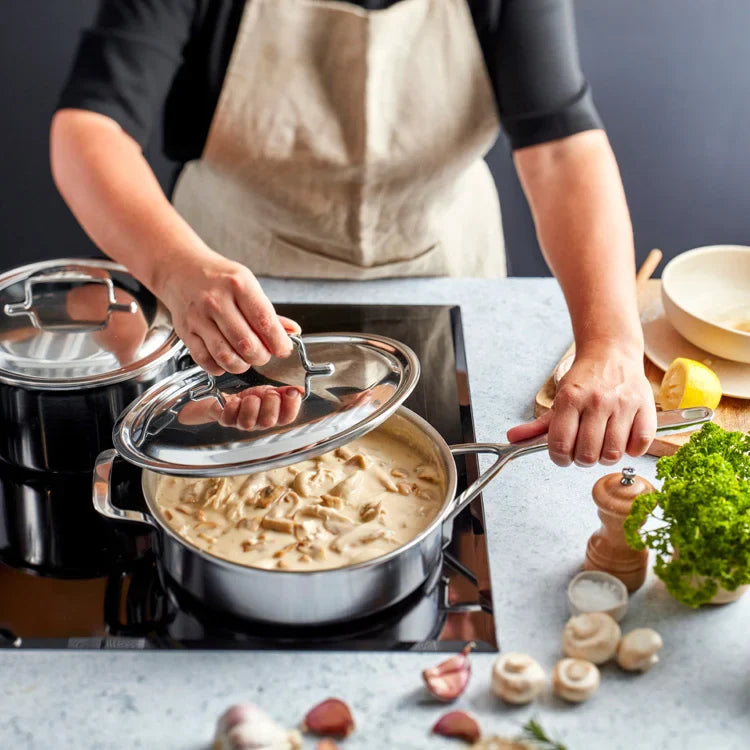 Demeyere Intense 5 Hapjespan Met Dubbelwandige Deksel 24 cm